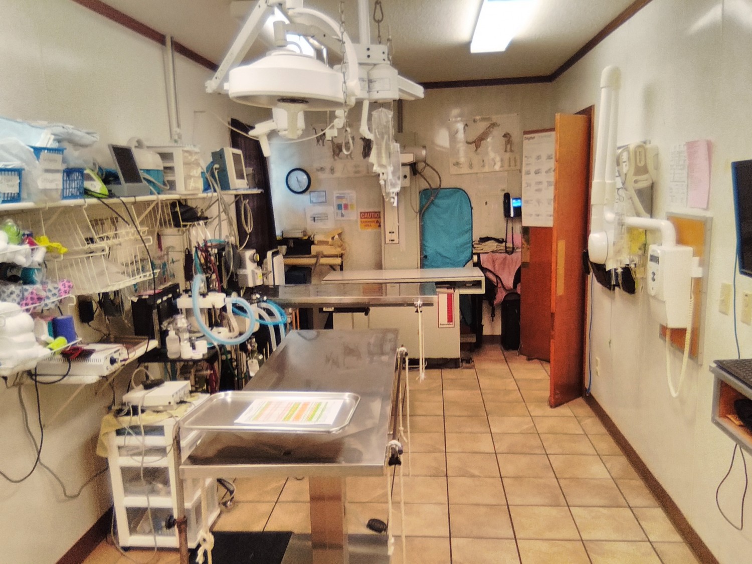 Tour Animal Health Care Center